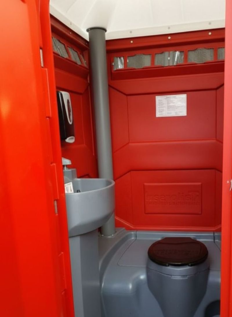 VIP Flushing Porta Potty Potty Porta Potty to Go FL 2